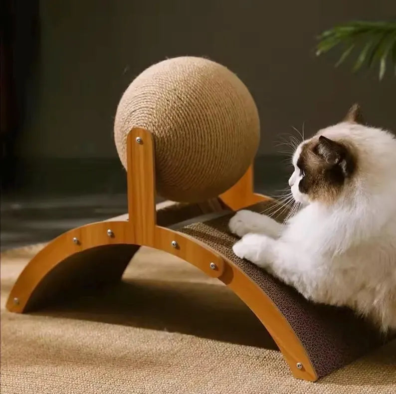 Tiragraffi per gatti fatto a mano in legno, mobile moderno per gatti, cuccia naturale